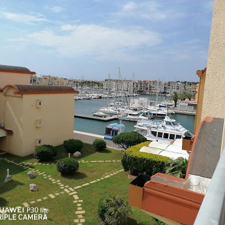 Sur Le Port, Studio Avec Vue Sur La Marina Apartamento Gruissan Exterior foto
