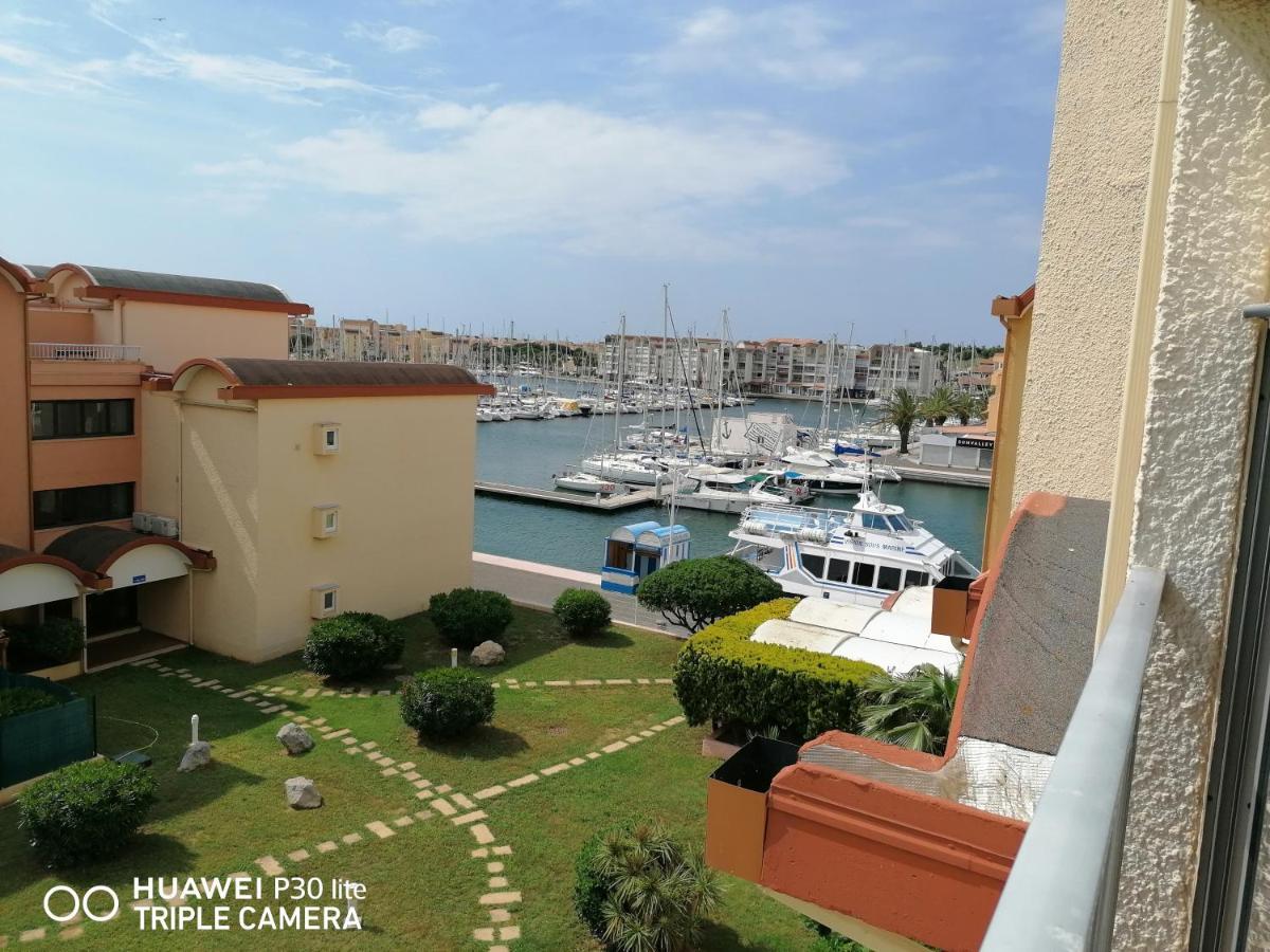 Sur Le Port, Studio Avec Vue Sur La Marina Apartamento Gruissan Exterior foto