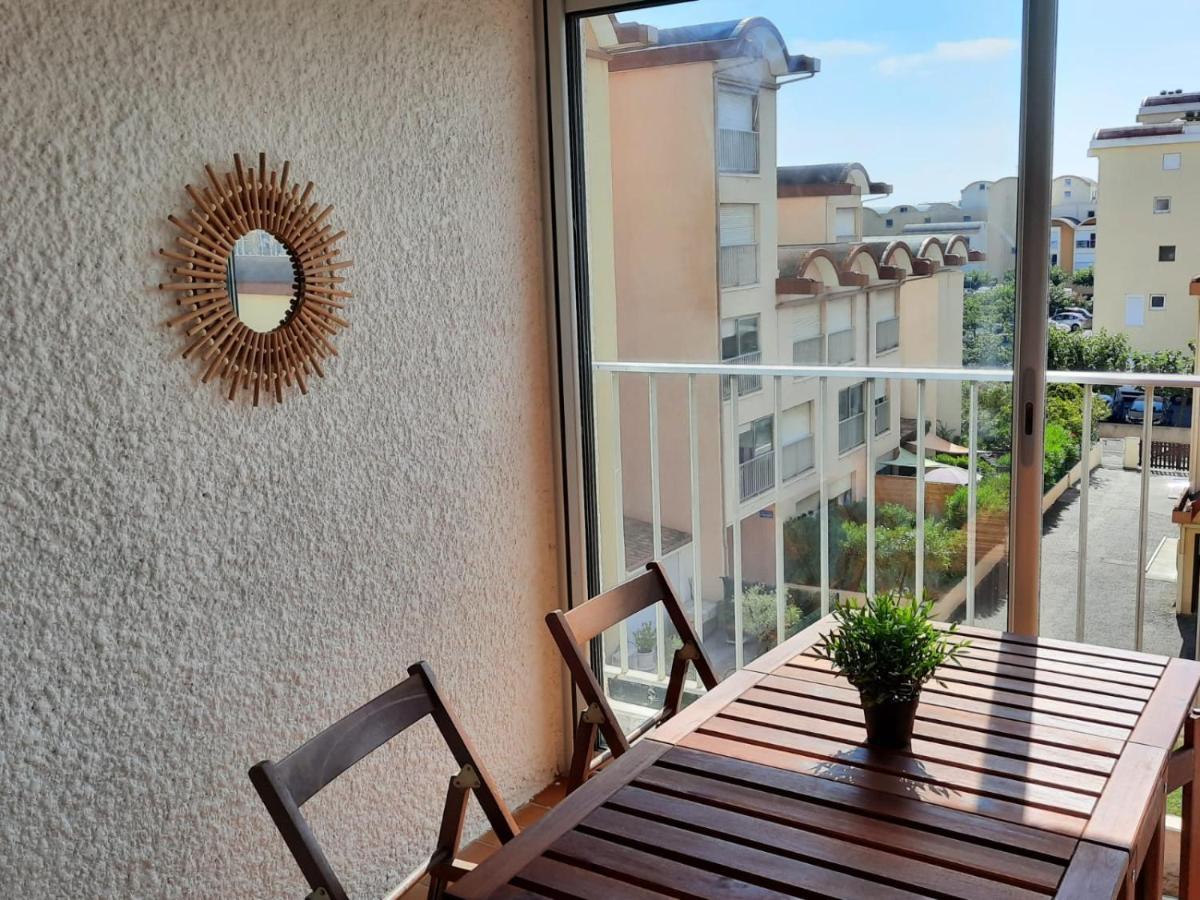 Sur Le Port, Studio Avec Vue Sur La Marina Apartamento Gruissan Exterior foto