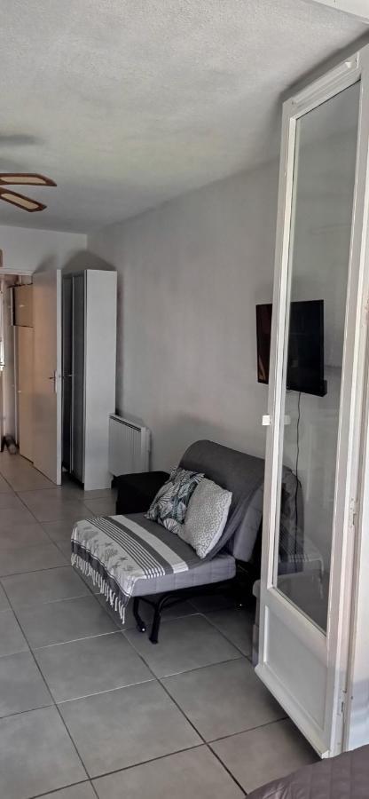 Sur Le Port, Studio Avec Vue Sur La Marina Apartamento Gruissan Exterior foto